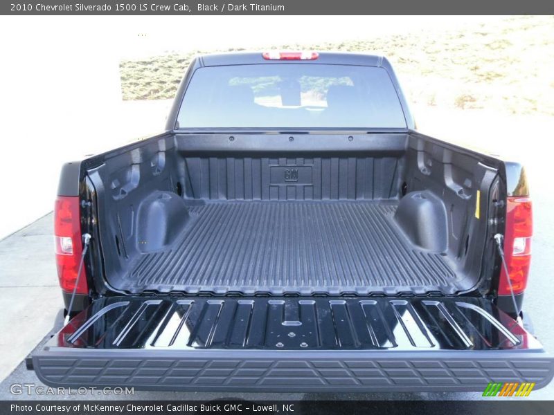 Black / Dark Titanium 2010 Chevrolet Silverado 1500 LS Crew Cab