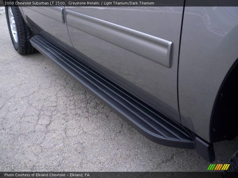Greystone Metallic / Light Titanium/Dark Titanium 2009 Chevrolet Suburban LT 2500