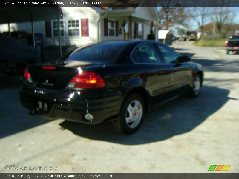 Black / Dark Pewter 2004 Pontiac Grand Am SE Sedan