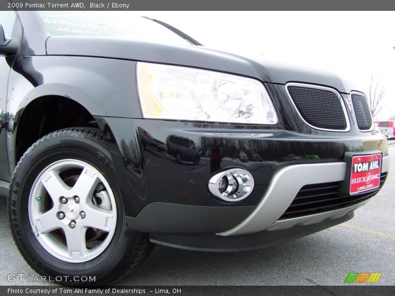 Black / Ebony 2009 Pontiac Torrent AWD