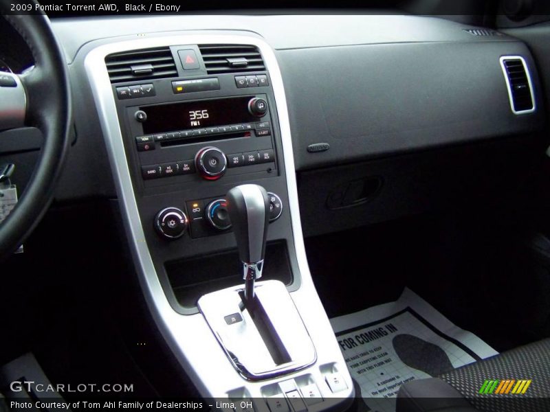 Black / Ebony 2009 Pontiac Torrent AWD