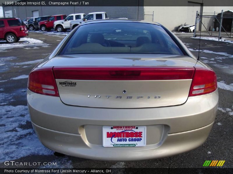 Champagne Pearl / Tan 1998 Dodge Intrepid ES