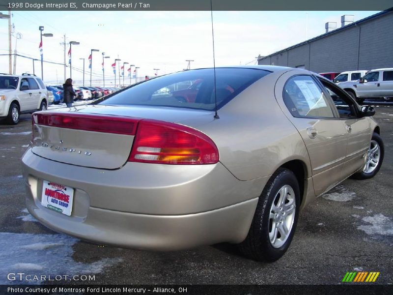 Champagne Pearl / Tan 1998 Dodge Intrepid ES