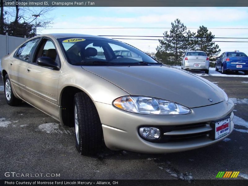 Champagne Pearl / Tan 1998 Dodge Intrepid ES