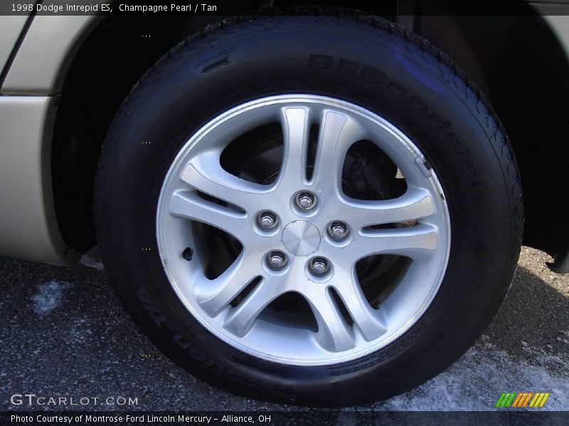 Champagne Pearl / Tan 1998 Dodge Intrepid ES