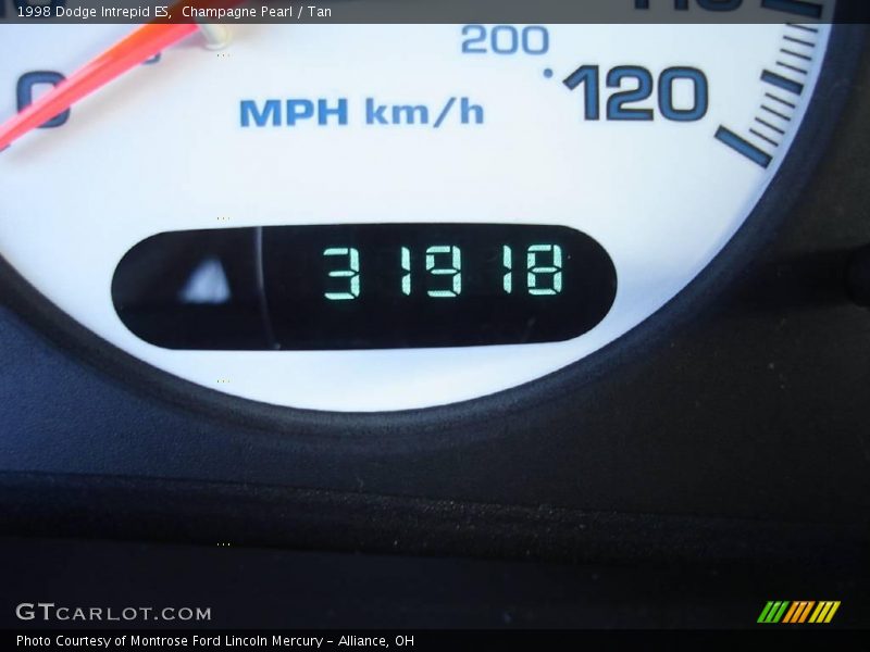 Champagne Pearl / Tan 1998 Dodge Intrepid ES