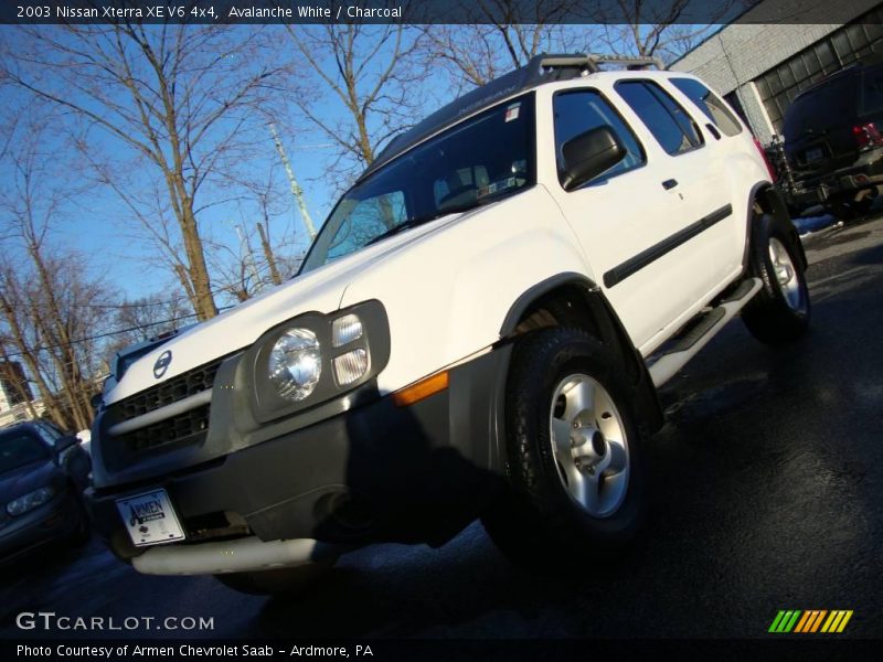 Avalanche White / Charcoal 2003 Nissan Xterra XE V6 4x4