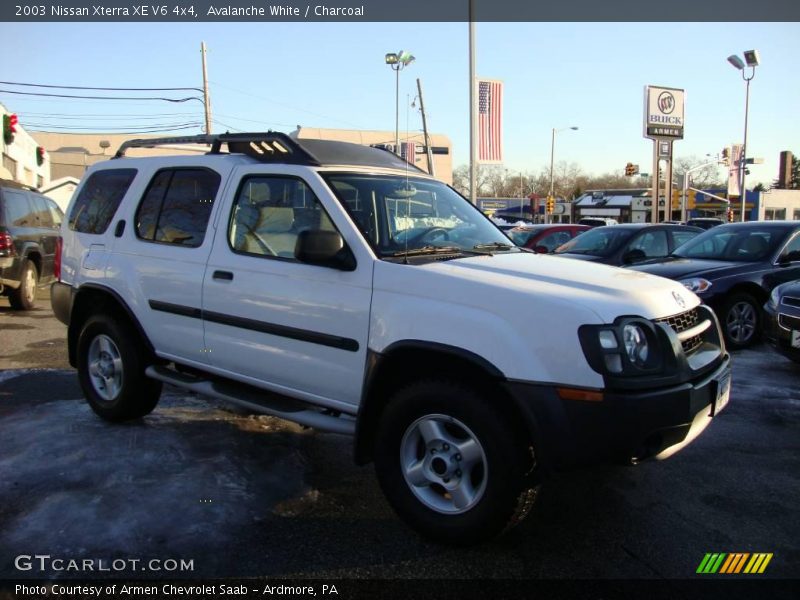 Avalanche White / Charcoal 2003 Nissan Xterra XE V6 4x4