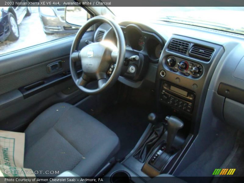 Avalanche White / Charcoal 2003 Nissan Xterra XE V6 4x4