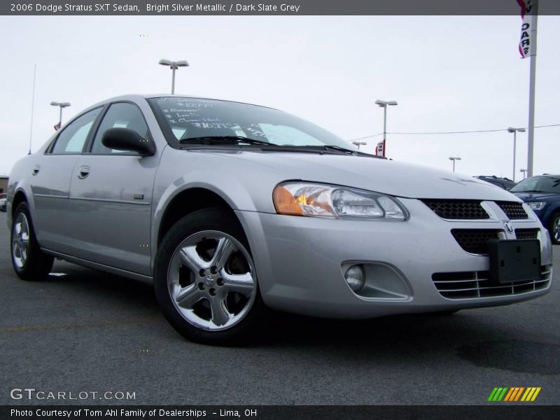 Bright Silver Metallic / Dark Slate Grey 2006 Dodge Stratus SXT Sedan
