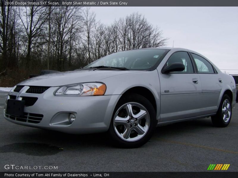 Bright Silver Metallic / Dark Slate Grey 2006 Dodge Stratus SXT Sedan