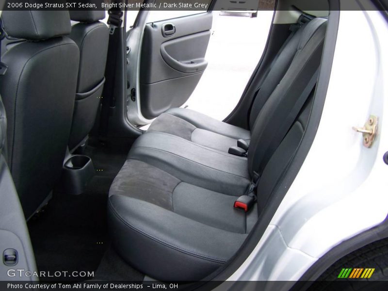 Bright Silver Metallic / Dark Slate Grey 2006 Dodge Stratus SXT Sedan