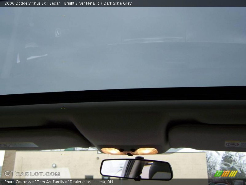 Bright Silver Metallic / Dark Slate Grey 2006 Dodge Stratus SXT Sedan
