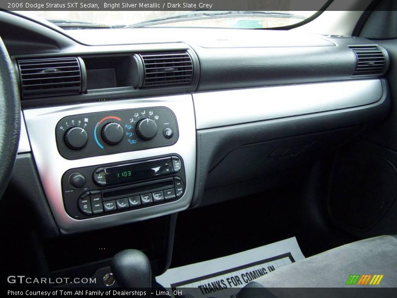 Bright Silver Metallic / Dark Slate Grey 2006 Dodge Stratus SXT Sedan