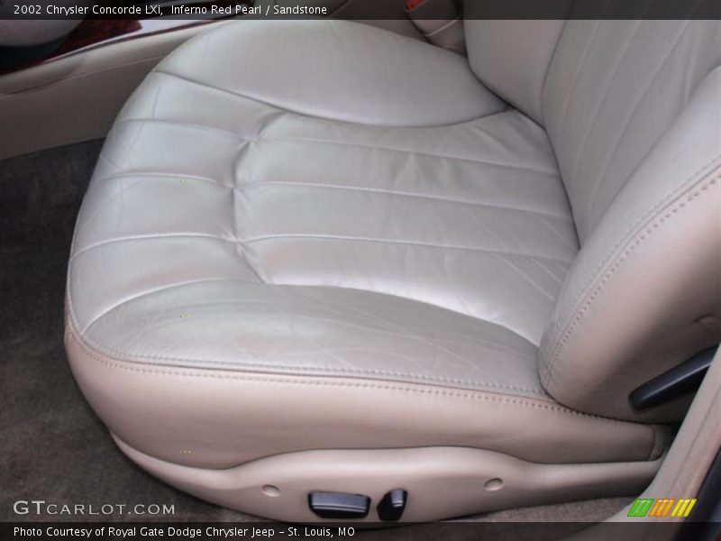 Inferno Red Pearl / Sandstone 2002 Chrysler Concorde LXi