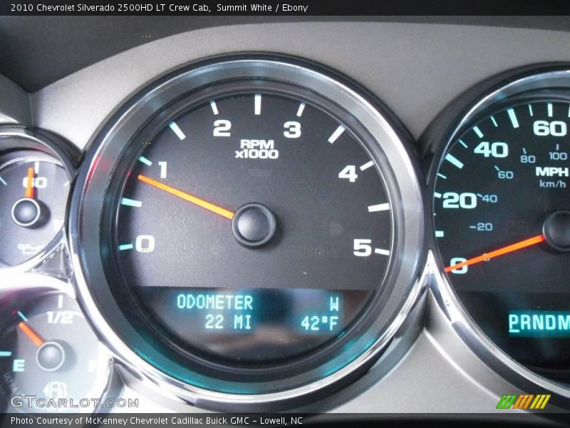 Summit White / Ebony 2010 Chevrolet Silverado 2500HD LT Crew Cab