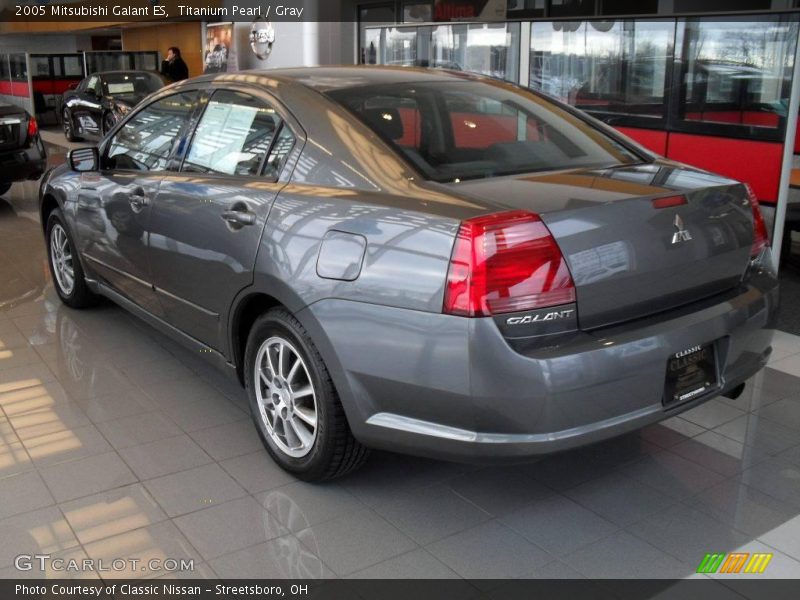 Titanium Pearl / Gray 2005 Mitsubishi Galant ES