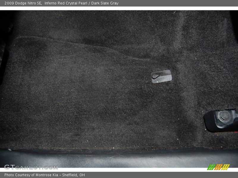 Inferno Red Crystal Pearl / Dark Slate Gray 2009 Dodge Nitro SE