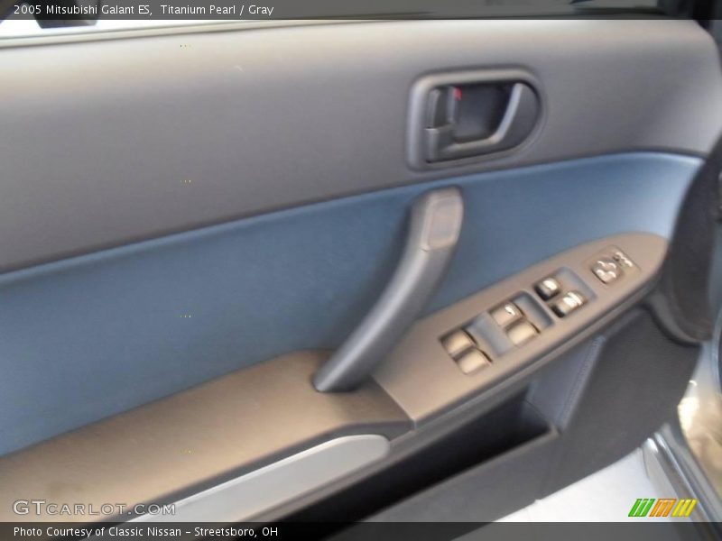 Titanium Pearl / Gray 2005 Mitsubishi Galant ES