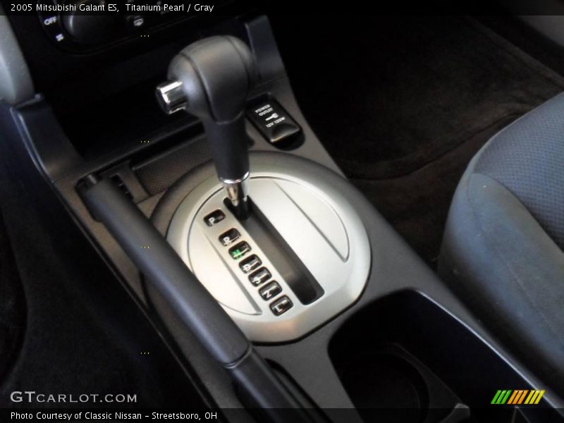 Titanium Pearl / Gray 2005 Mitsubishi Galant ES