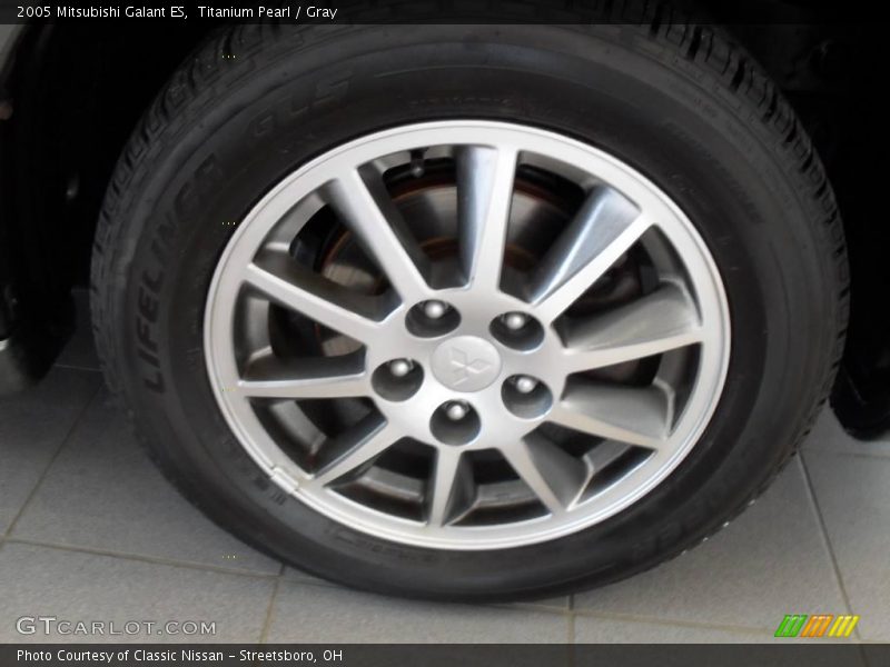 Titanium Pearl / Gray 2005 Mitsubishi Galant ES