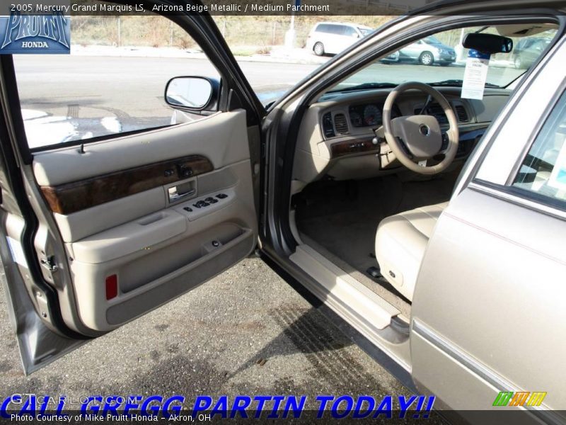 Arizona Beige Metallic / Medium Parchment 2005 Mercury Grand Marquis LS