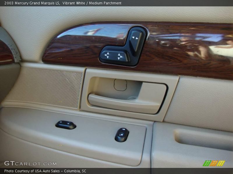 Vibrant White / Medium Parchment 2003 Mercury Grand Marquis LS