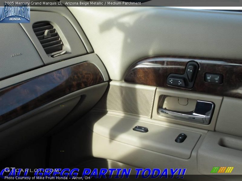 Arizona Beige Metallic / Medium Parchment 2005 Mercury Grand Marquis LS