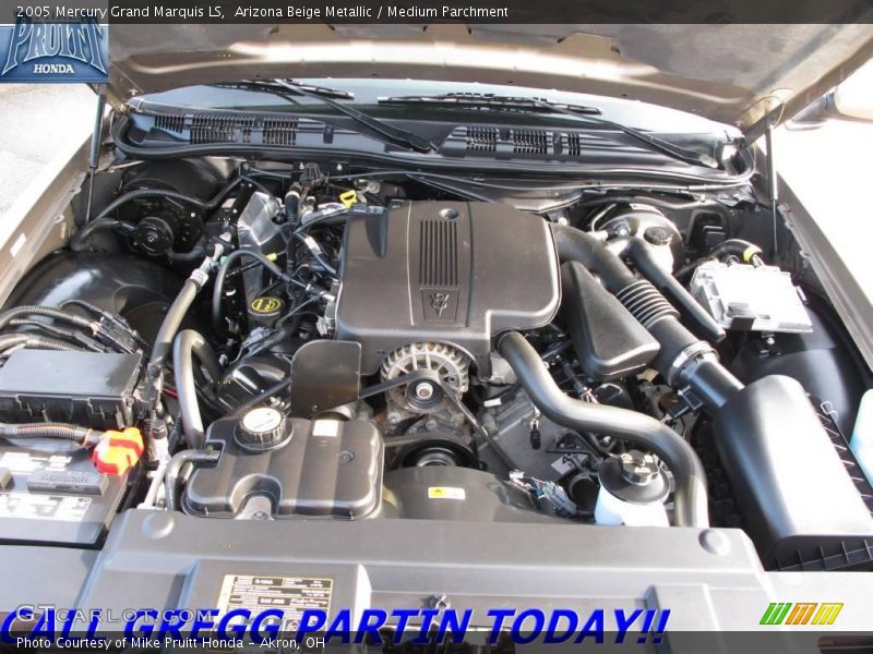 Arizona Beige Metallic / Medium Parchment 2005 Mercury Grand Marquis LS