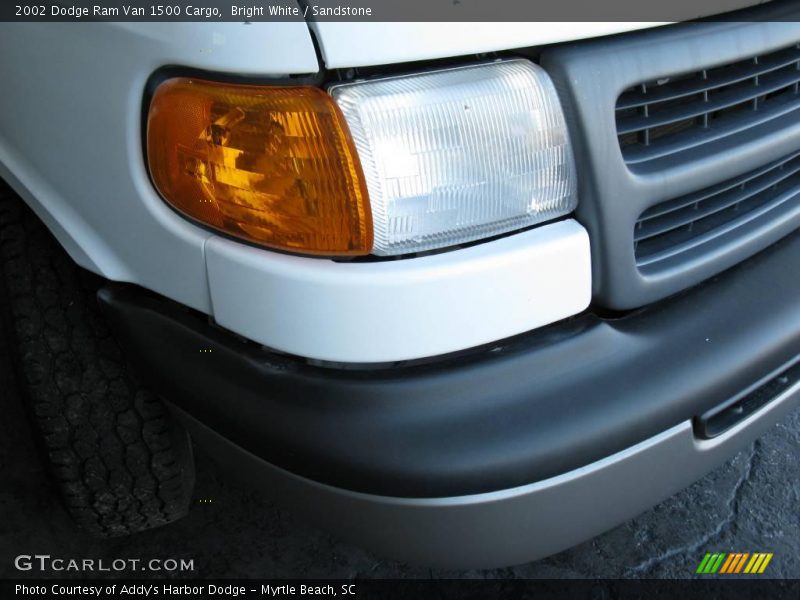 Bright White / Sandstone 2002 Dodge Ram Van 1500 Cargo