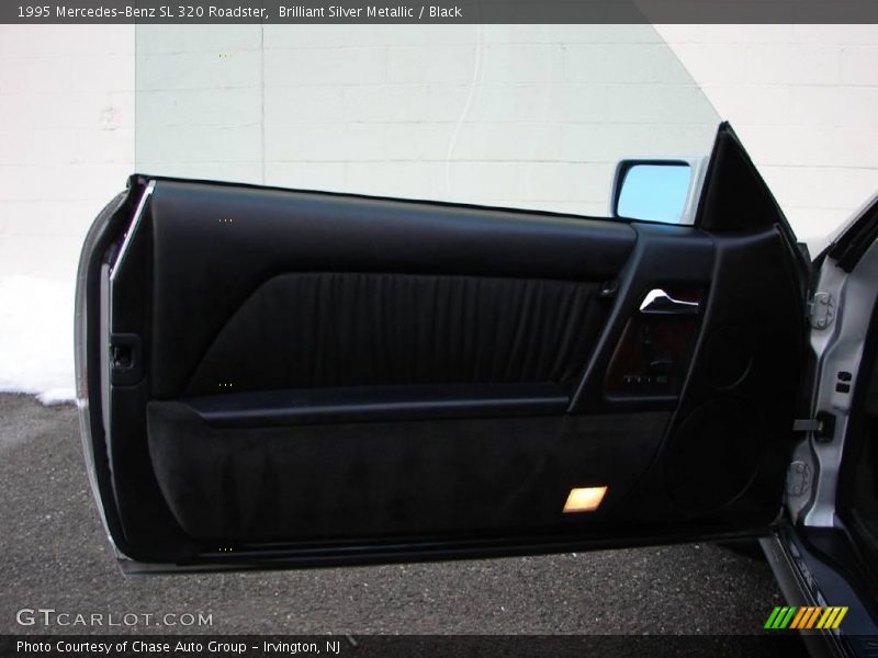 Brilliant Silver Metallic / Black 1995 Mercedes-Benz SL 320 Roadster
