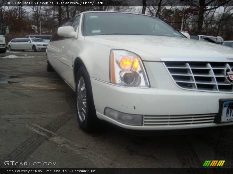 Glacier White / Ebony Black 2006 Cadillac DTS Limousine