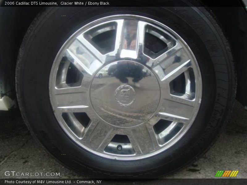 Glacier White / Ebony Black 2006 Cadillac DTS Limousine