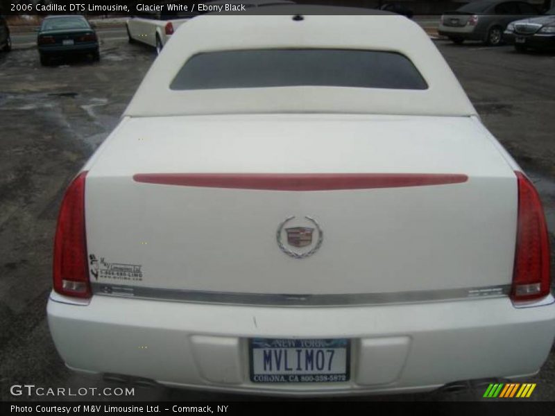 Glacier White / Ebony Black 2006 Cadillac DTS Limousine