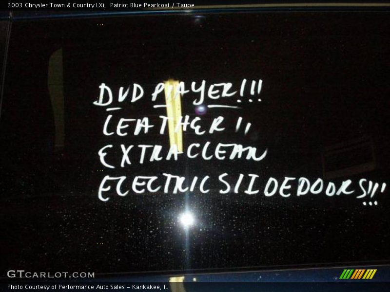 Patriot Blue Pearlcoat / Taupe 2003 Chrysler Town & Country LXi