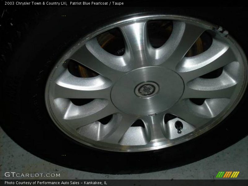 Patriot Blue Pearlcoat / Taupe 2003 Chrysler Town & Country LXi