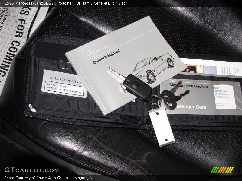 Brilliant Silver Metallic / Black 1995 Mercedes-Benz SL 320 Roadster