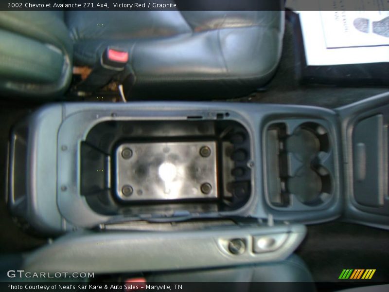 Victory Red / Graphite 2002 Chevrolet Avalanche Z71 4x4
