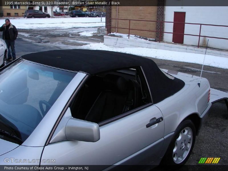 Brilliant Silver Metallic / Black 1995 Mercedes-Benz SL 320 Roadster