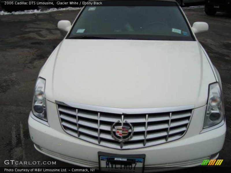 Glacier White / Ebony Black 2006 Cadillac DTS Limousine