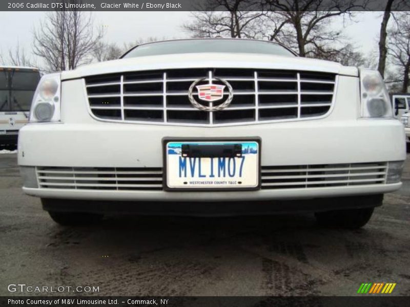 Glacier White / Ebony Black 2006 Cadillac DTS Limousine