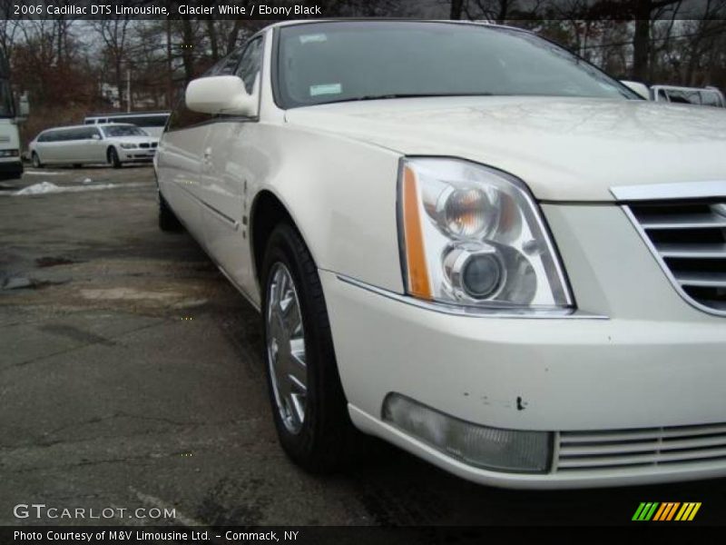 Glacier White / Ebony Black 2006 Cadillac DTS Limousine