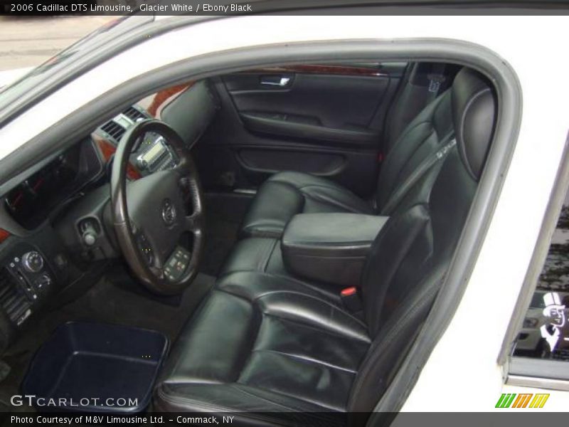 Glacier White / Ebony Black 2006 Cadillac DTS Limousine