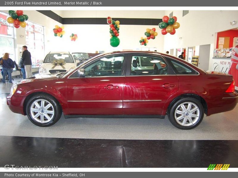 Merlot Metallic / Black 2005 Ford Five Hundred Limited