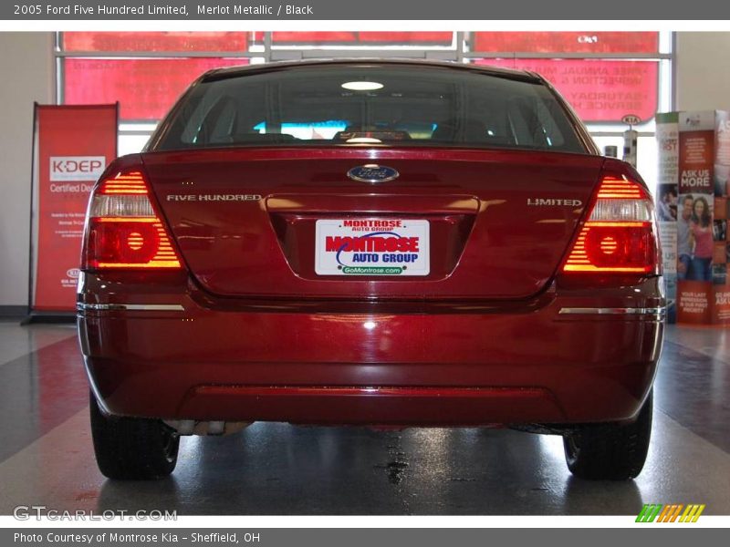 Merlot Metallic / Black 2005 Ford Five Hundred Limited
