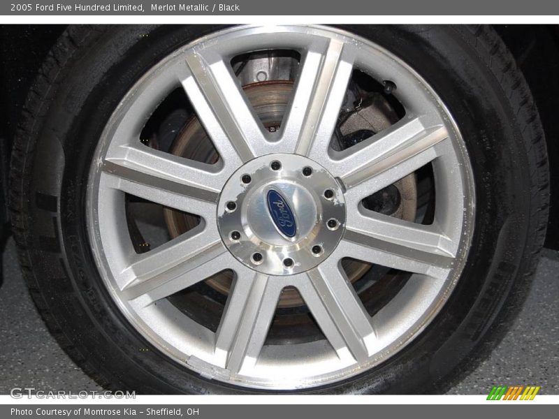 Merlot Metallic / Black 2005 Ford Five Hundred Limited