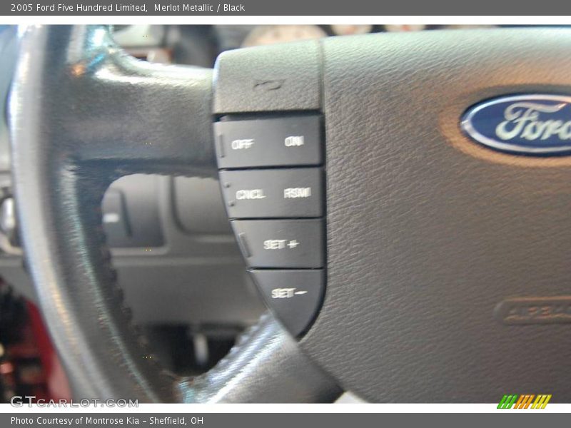 Merlot Metallic / Black 2005 Ford Five Hundred Limited