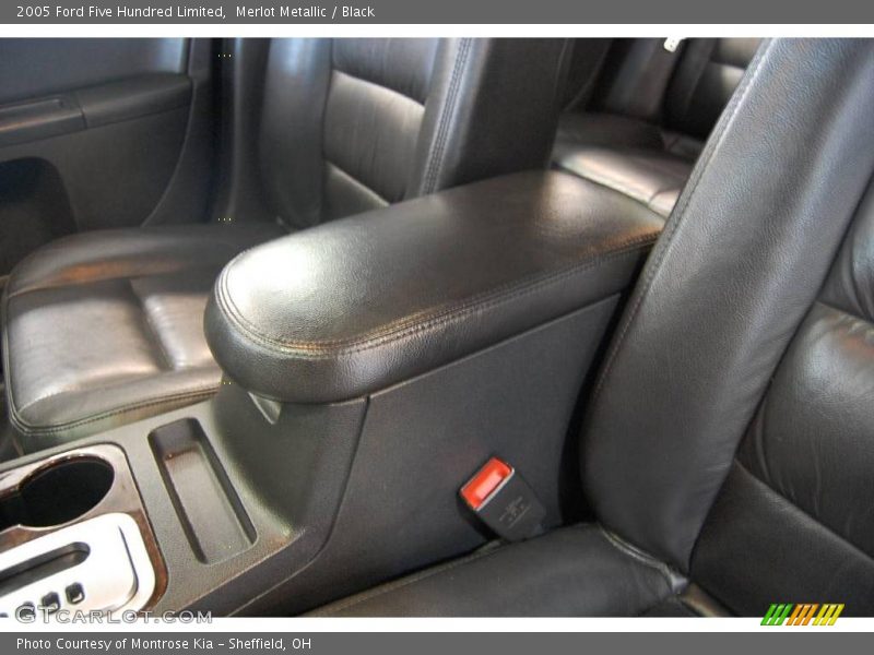 Merlot Metallic / Black 2005 Ford Five Hundred Limited