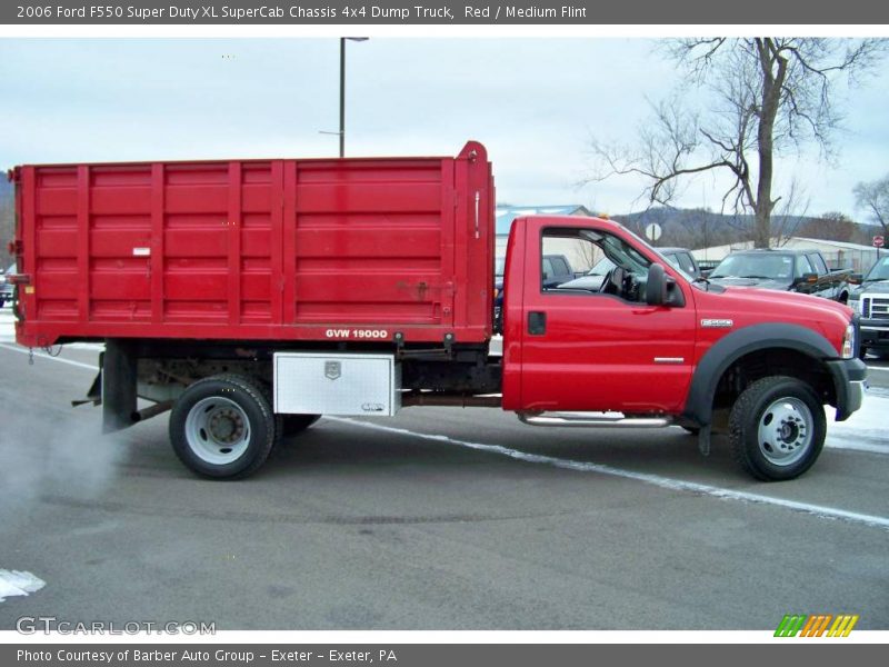 Red / Medium Flint 2006 Ford F550 Super Duty XL SuperCab Chassis 4x4 Dump Truck