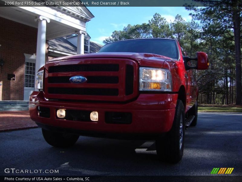 Red Clearcoat / Black 2006 Ford F350 Super Duty XLT SuperCab 4x4